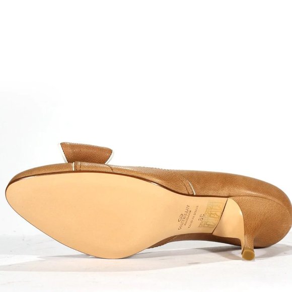 New "Valentino Women's Calf-Skin Leather Pumps with Elegant Ribbon Detail" - Picture 2 of 5